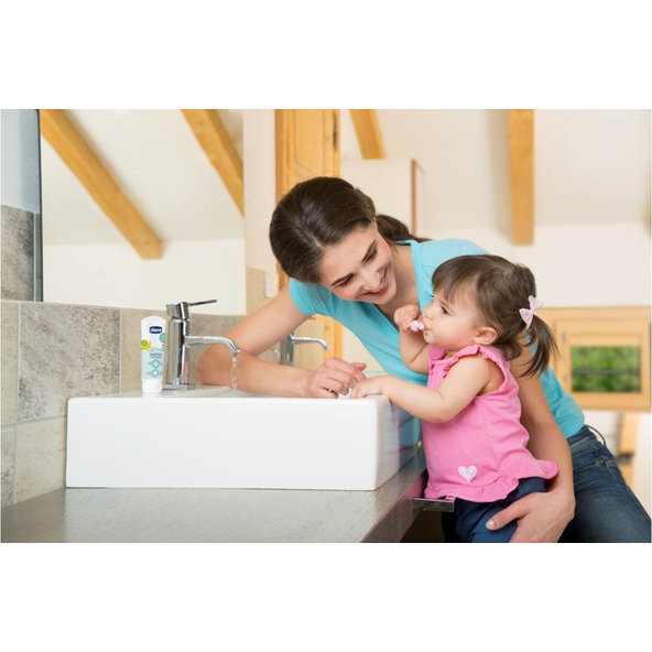 CHICCO Kefka zubná pre deti My first milk teeth ružová 6m+