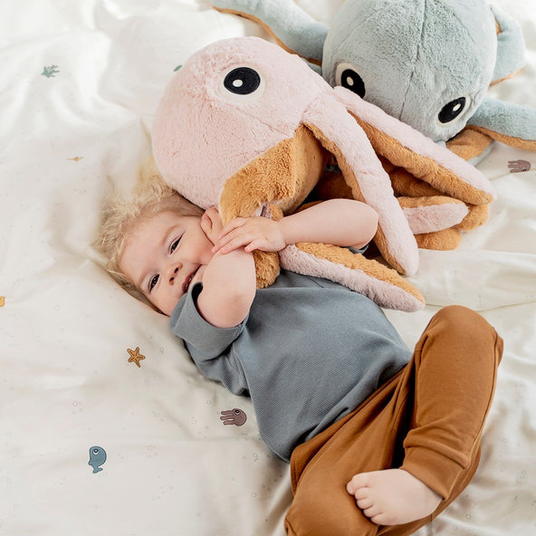 DONE BY DEER Hračka maznavá veľká Jelly modrá