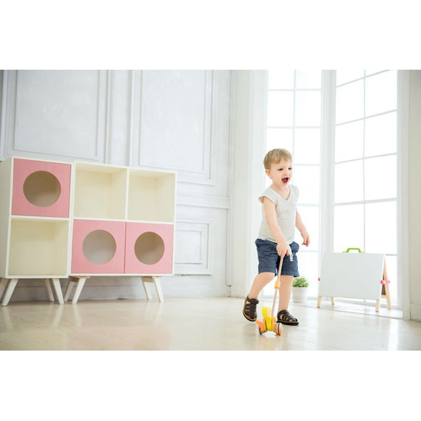 TEDDIES Strkadlo Kačička 55cm tlačiace s tyčkou drevo 12m+