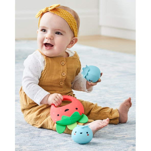 SKIP HOP Hrkálka Farmstand Berry Cute Band set 3 ks, 3m+