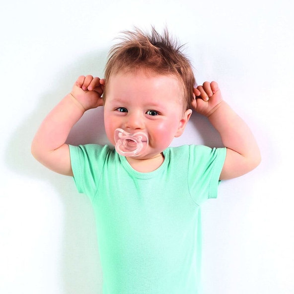 CHICCO Cumlík Physio Soft celosilikónový (6-12 m)