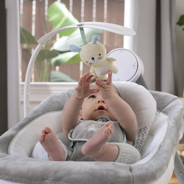 INGENUITY Hojdačka vibrujúca s melódiou USB Dual-Direction AnyWay Sway™ Spruce™ 0+, do 9 kg