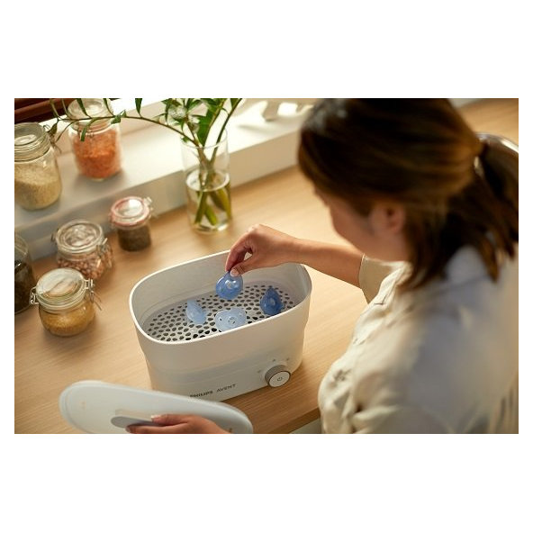 Philips AVENT Cumlík 0-6m Soothie dievča 2 ks