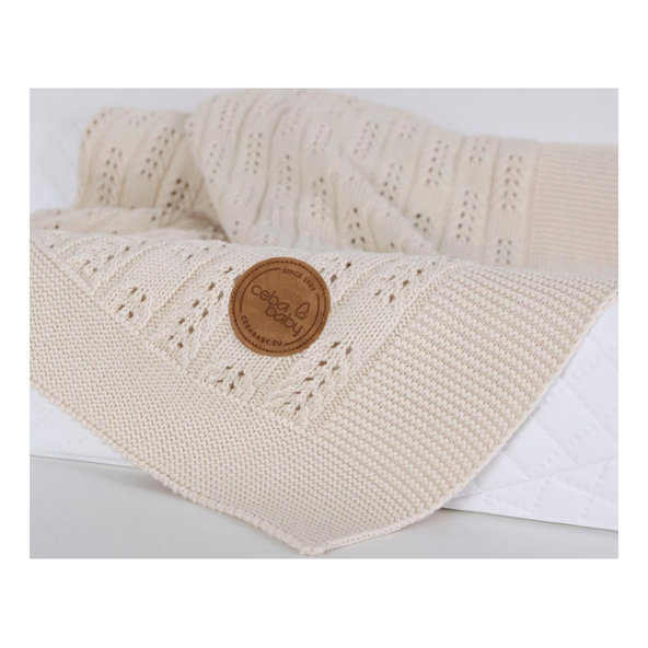 CEBA Deka pletená v darčekovom balení 90 x 90 béžová rybia kosť