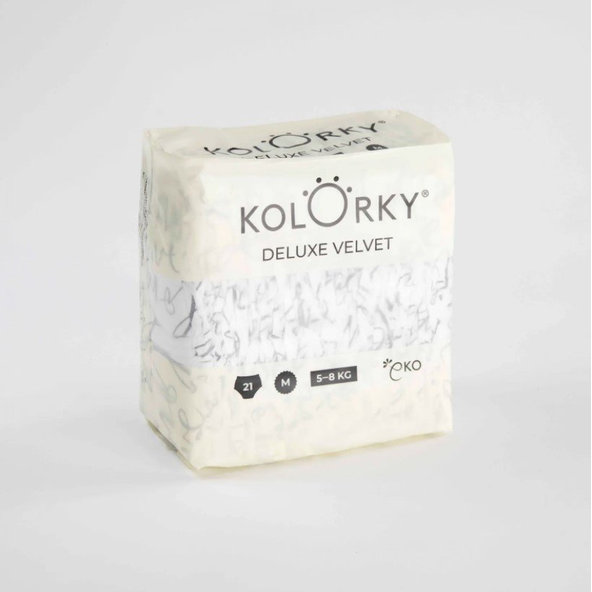KOLORKY DELUXE VELVET - M (5-8 kg) - 21 ks- jednorázové ekoplienky so zamatovým povrchom