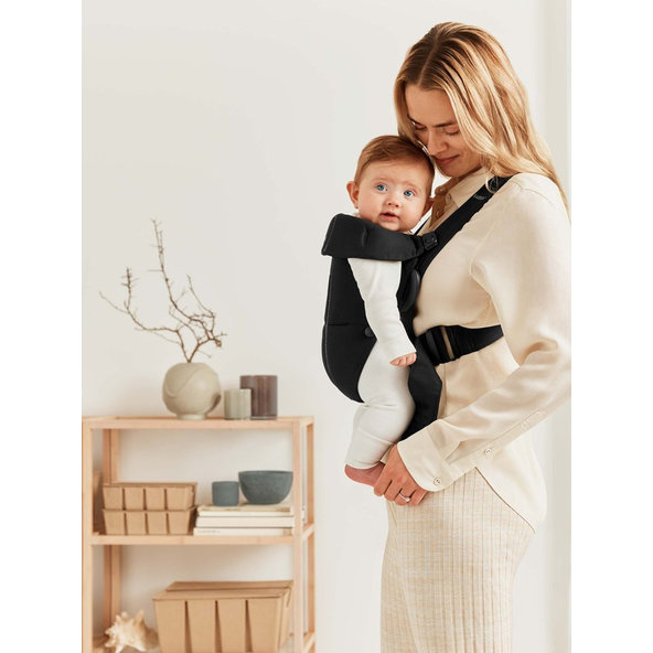 BABYBJÖRN Nosič Mini Black cotton