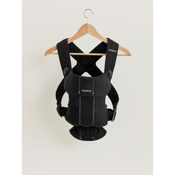 BABYBJÖRN Nosič Mini Black cotton