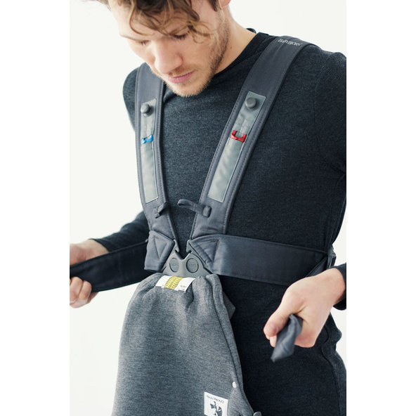 BABYBJÖRN Nosič Mini Dark Grey, 3D Jersey
