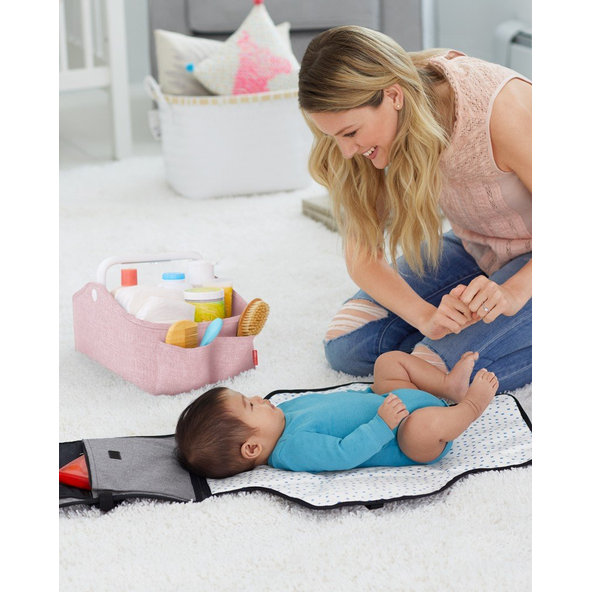 SKIP HOP Organizér s osvetlením na hygienické potreby Pink