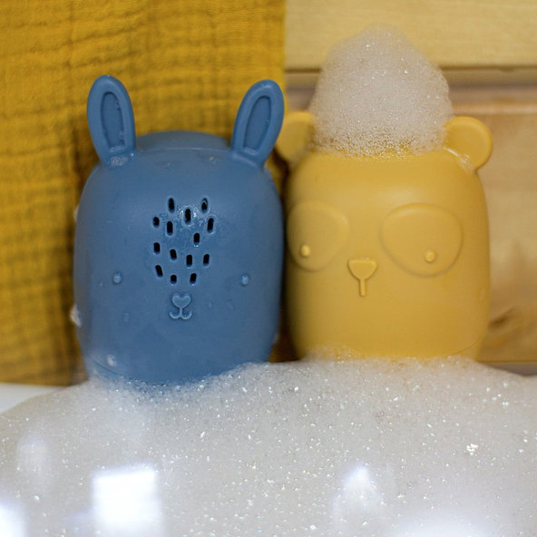 PETITE&MARS Hračky silikónové do vany AMIGOS 4 ks 6m+