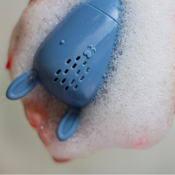 PETITE&MARS Hračky silikónové do vany AMIGOS 4 ks 6m+