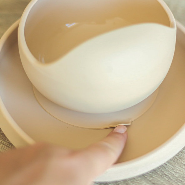 PETITE&MARS Miska silikónová s prísavkou TAKE&MATCH Desert Sand 6m+