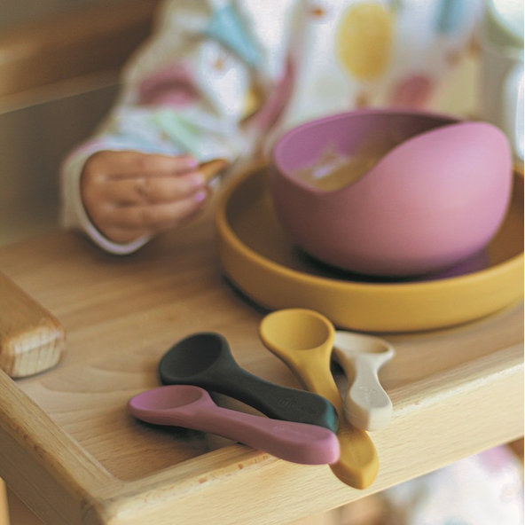 PETITE&MARS Miska silikónová s prísavkou TAKE&MATCH Dusty Rose 6m+