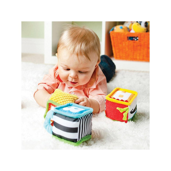 INFANTINO Kocky textilné s aktivitami 4 ks