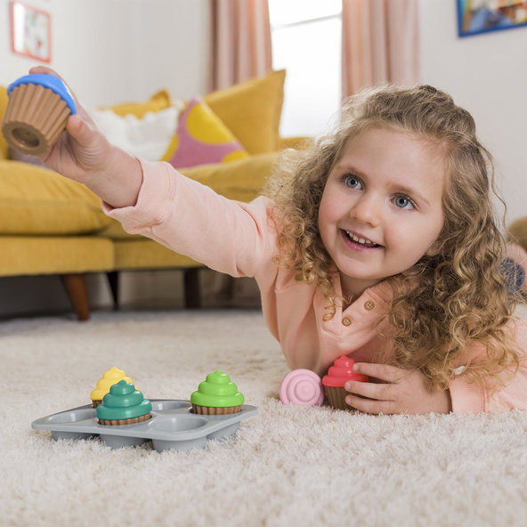 BRIGHT STARTS Hračka vkladačka Cupcakes, 3m+