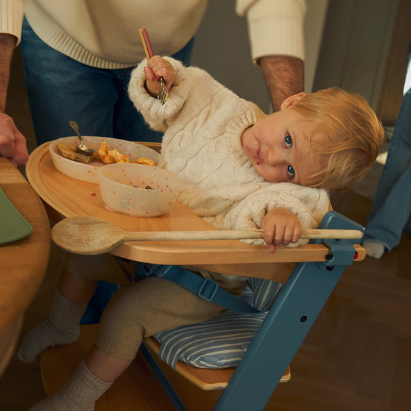 KINDERKRAFT Stolička jedálenská Nordic Breeze s vankúšom