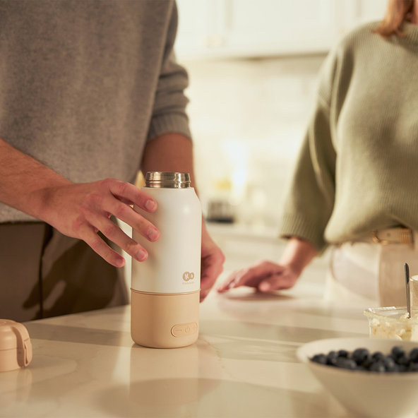 KINDERKRAFT Ohrievač mlieka a termoska Gaja 2v1 Beige