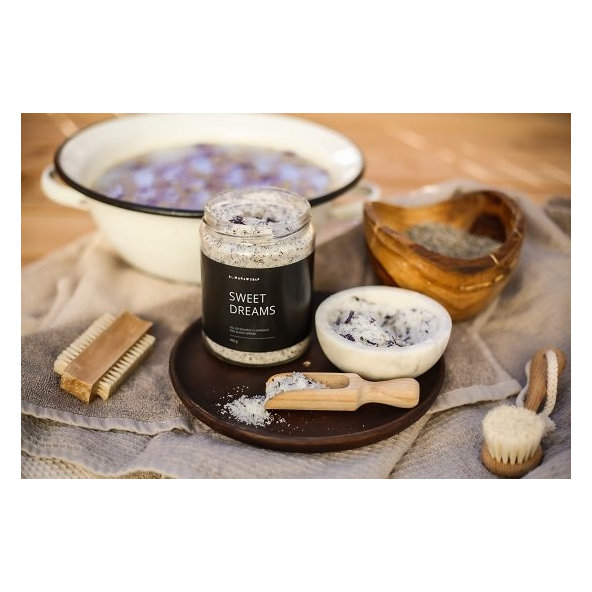 SOĽ DO KÚPEĽA SWEET DREAMS Almara Soap 450g