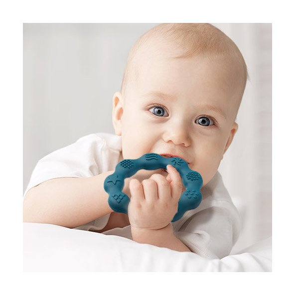 BABYONO Hryzačka silikónová Krúžok modrý