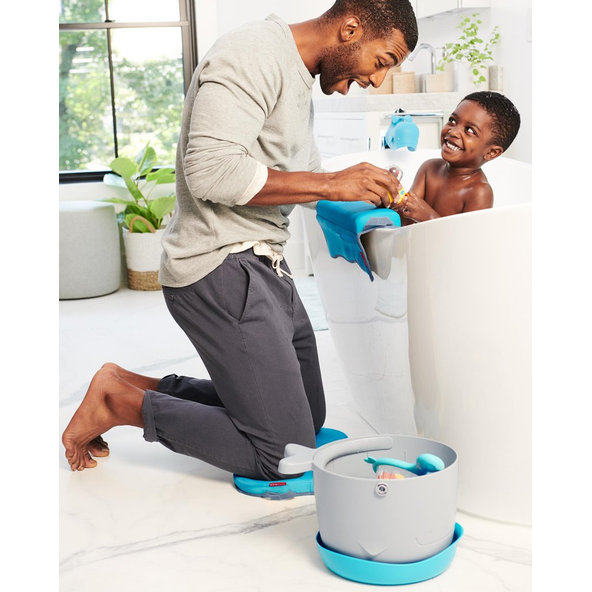 SKIP HOP Vedierko so stojanom na hračky do vody Moby Stowaway 9m+