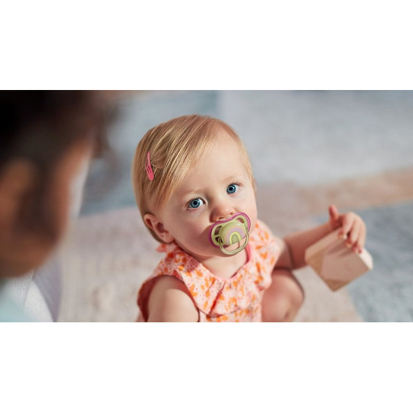 Philips AVENT Cumlík Ultra air obrázok 0-6m dievča (dúha) 2ks