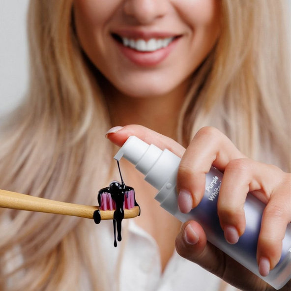 Farebný korektor na bielenie zubov  HELLO COCO 30ml