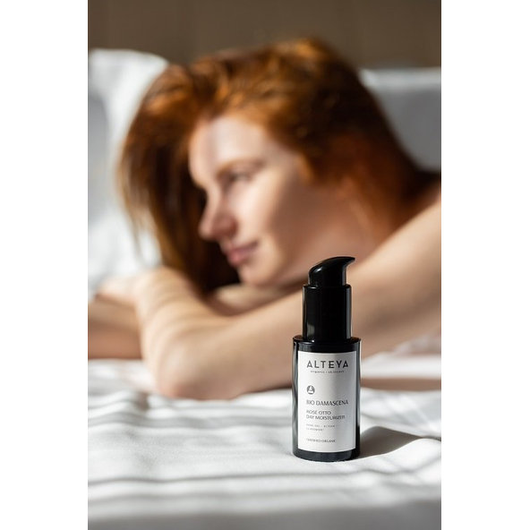 Denný regenerujúci krém  Bio Damascena Alteya 50 ml