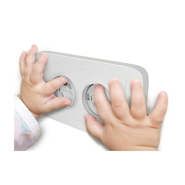 BABYONO Bezpečnostné krytky na elektrické zásuvky 10 ks