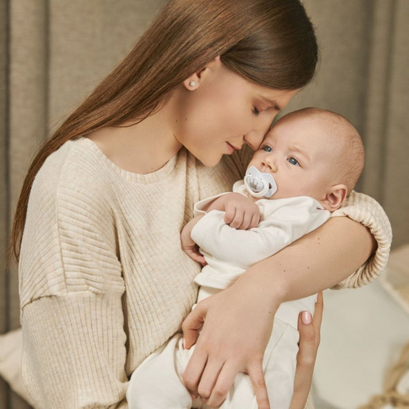 CANPOL BABIES Set symetrických silikónových cumlíkov 6-18m Royal baby modrý