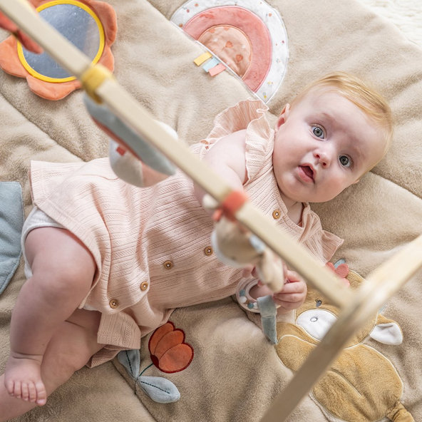 NATTOU Deka na hranie s aktivitami 80x100 cm Mila, Zoe & Lana