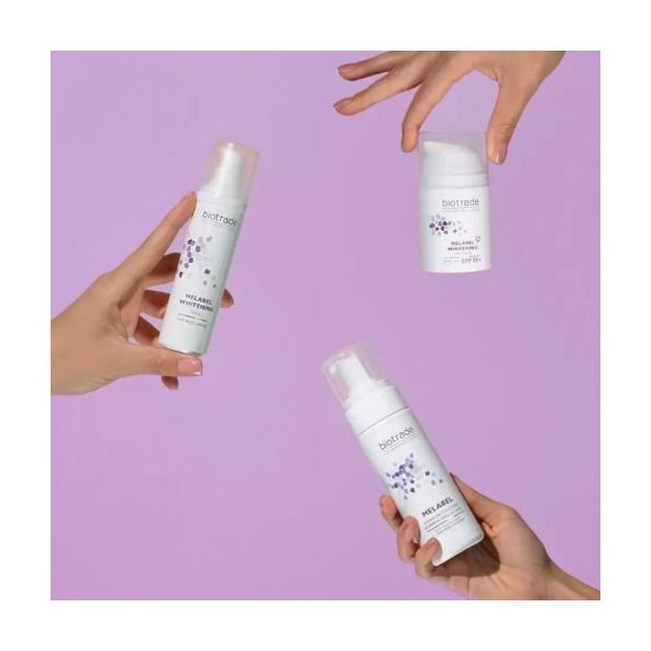 Zosvetľujúca čistiaca pena Melabel Biotrade 150ml