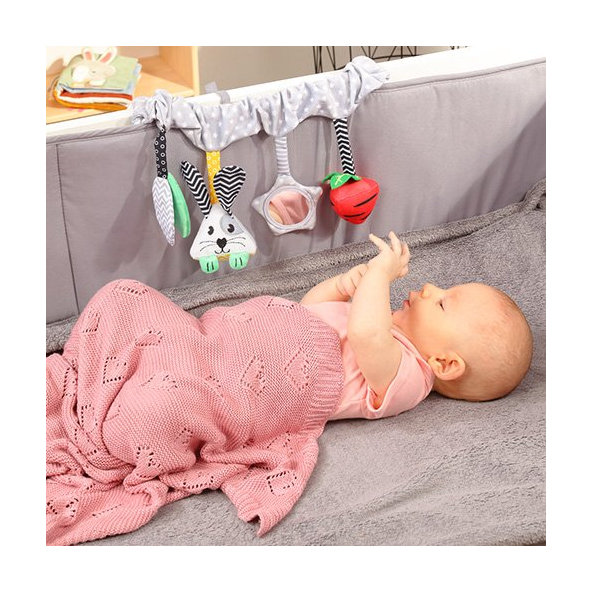 BABYONO Hračka závesná multifunkčná Carrot and Hop