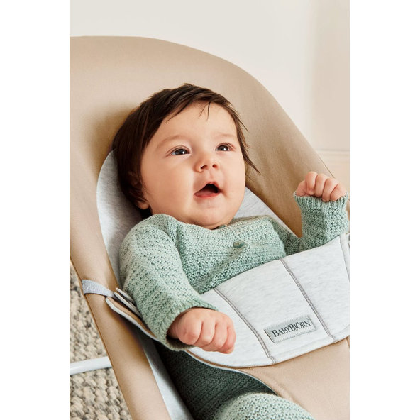 BABYBJÖRN Lehátko Balance Soft Woven Beige/ grey Jersey, svetlá konštrukcia