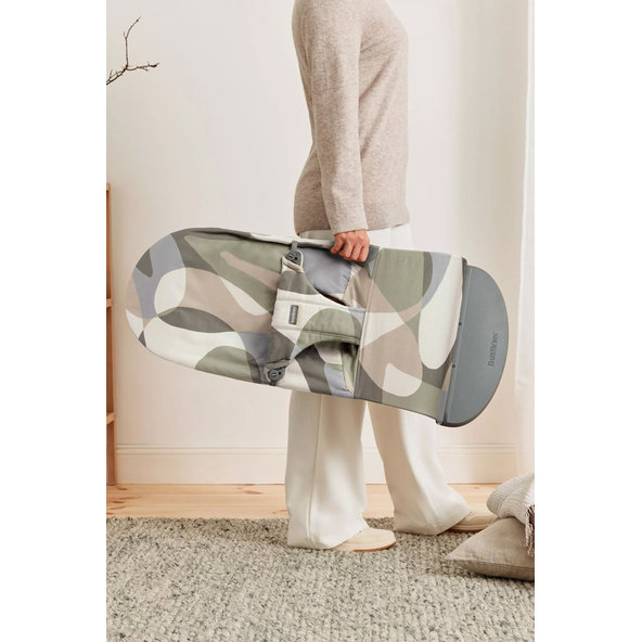 BABYBJÖRN Lehátko Bliss Print Khaki green cotton, tmavá šedá konštrukcia