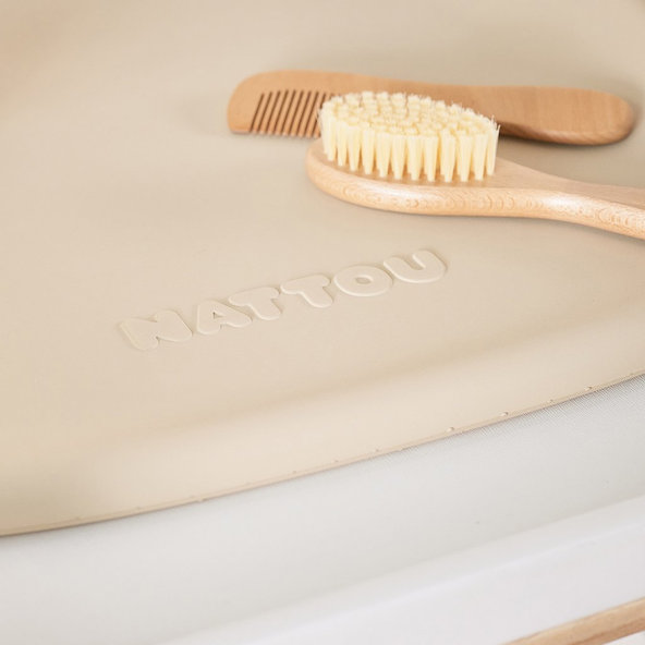 NATTOU Podložka prebalovacia mäkká Softy Beige bez BPA 50x70 cm