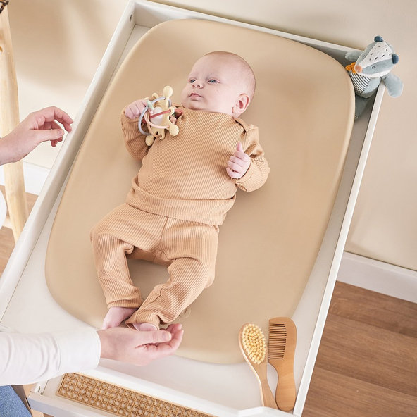 NATTOU Podložka prebalovacia mäkká Softy Beige bez BPA 50x70 cm