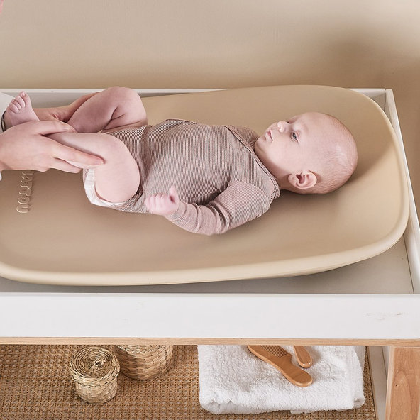 NATTOU Podložka prebalovacia mäkká Softy Beige bez BPA 50x70 cm