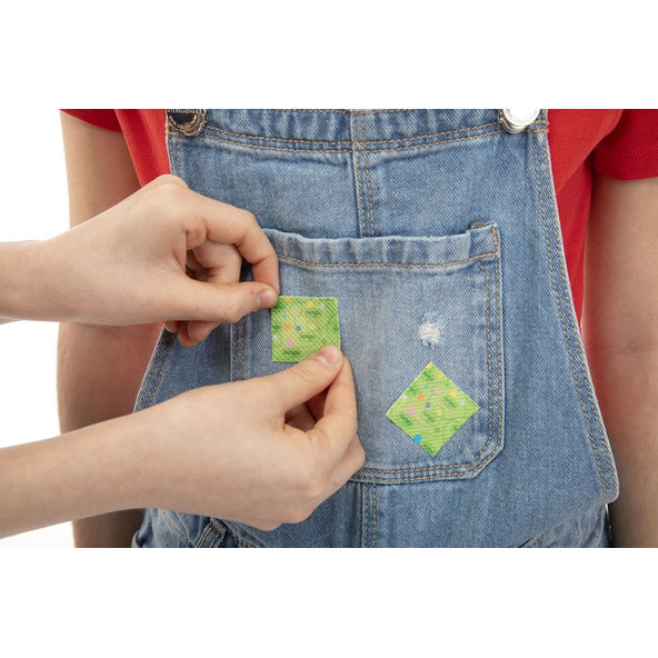 CHICCO Nálepky farebné parfumované proti hmyzu 12ks