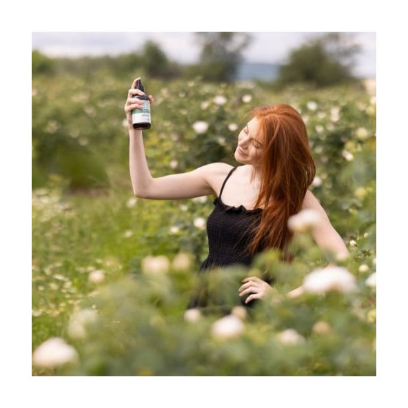 Alteya Ružová voda z bielej ruže bio v skle 240 ml