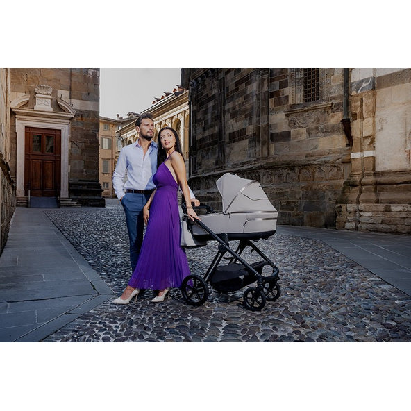 ESPIRO Kočík kombinovaný Miloo 110 Diamond Black