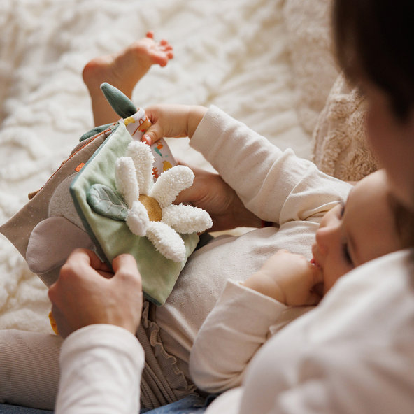 BABYONO Knižka senzorická Cow Bingo 0m+ 1ks