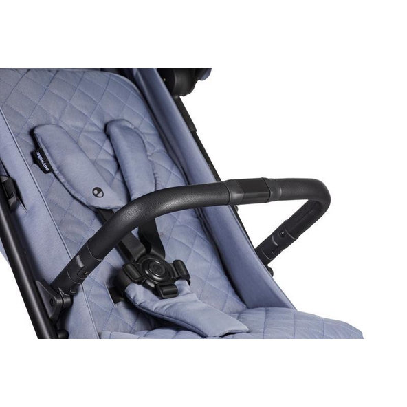 EASYWALKER Kočík športový Jackey Shadow Black