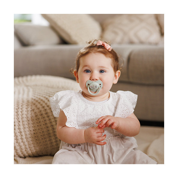 BABYONO Cumlíky silikónové anatomické 6-18m 2 ks