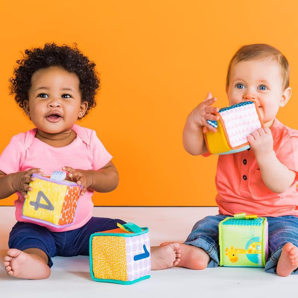 BRIGHT STARTS Kocky Grab & Stack, 3m+