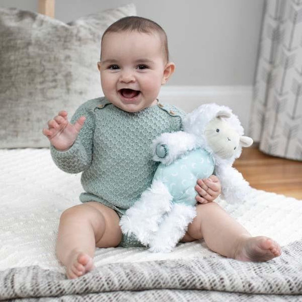 INGENUITY Plyšová hračka Sheppy™ ovečka 0 m+