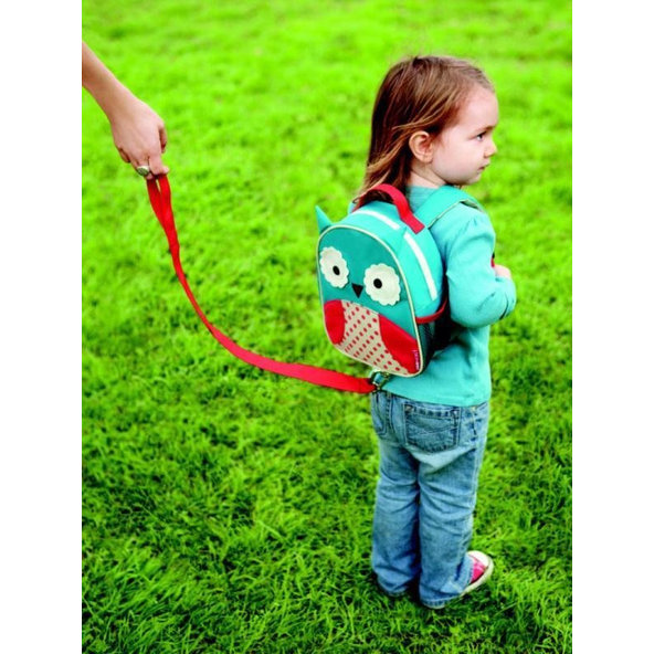 SKIP HOP Zoo Batôžtek s bezpečnostným vodítkom Sovička 1+