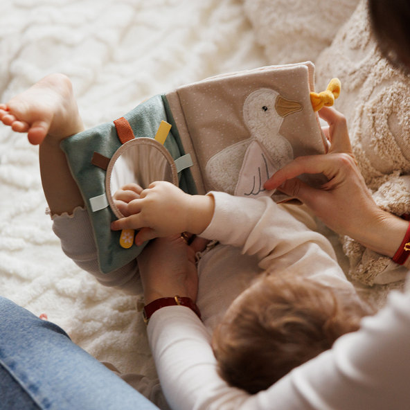 BABYONO Knižka senzorická Cow Bingo 0m+ 1ks