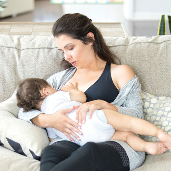 MEDELA Nočné dojčiace podprsenka biela L