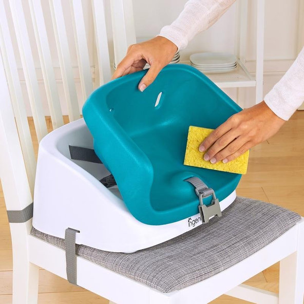 INGENUITY Podsedák na jedálenskú stoličku SmartClean Toddler - Peacock Blue 2r+, do 15 kg
