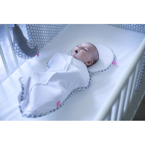 MOTHERHOOD Vankúšik ergonomický stabilizačný pre novorodencov Grey Classics 0-6m
